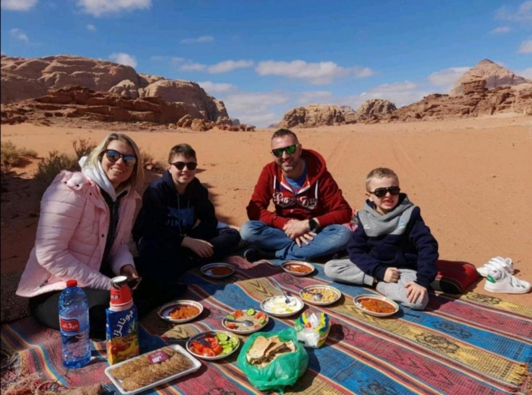 Wadi Rum Local Guide Camp Экстерьер фото