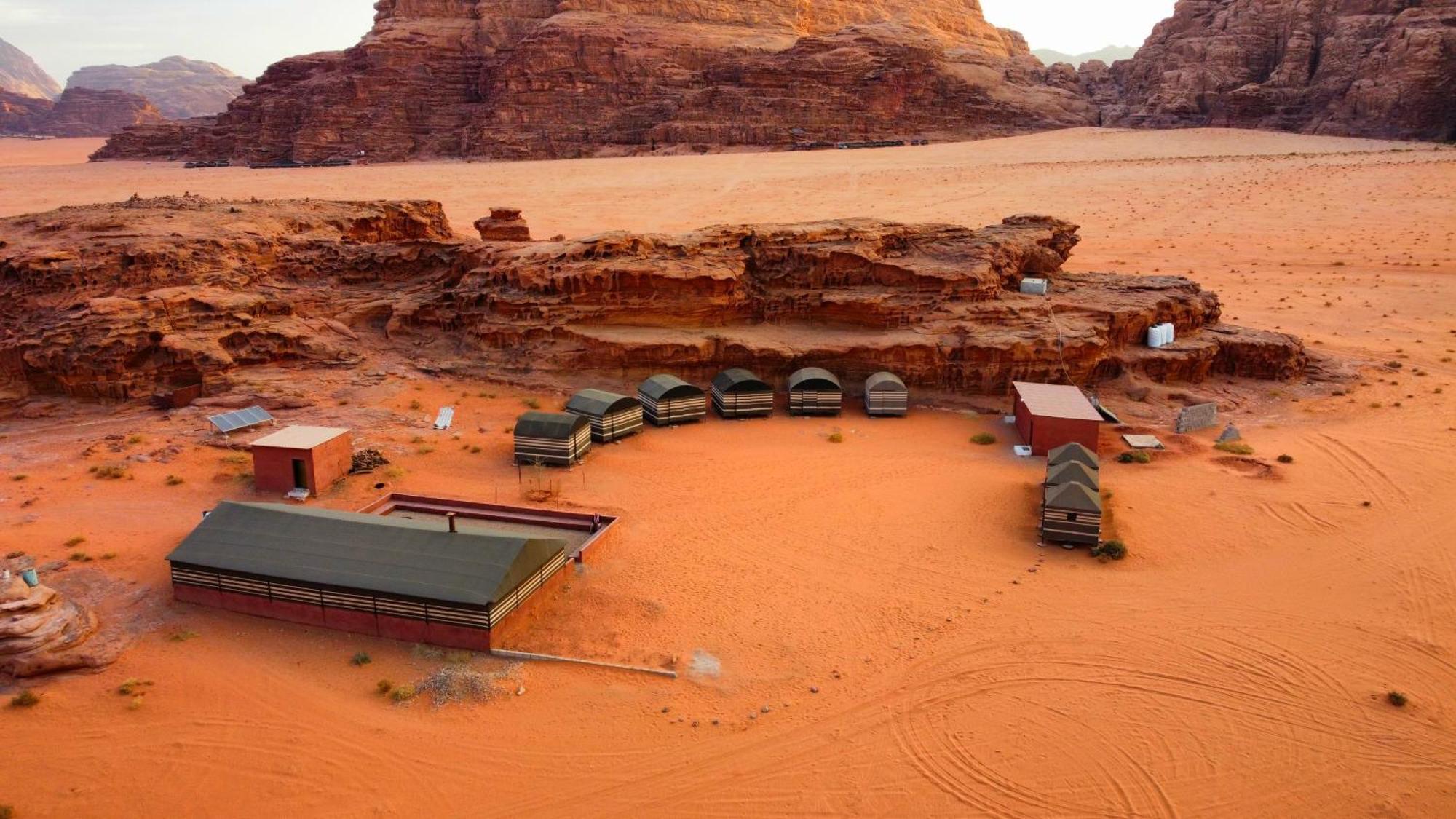 Wadi Rum Local Guide Camp Экстерьер фото
